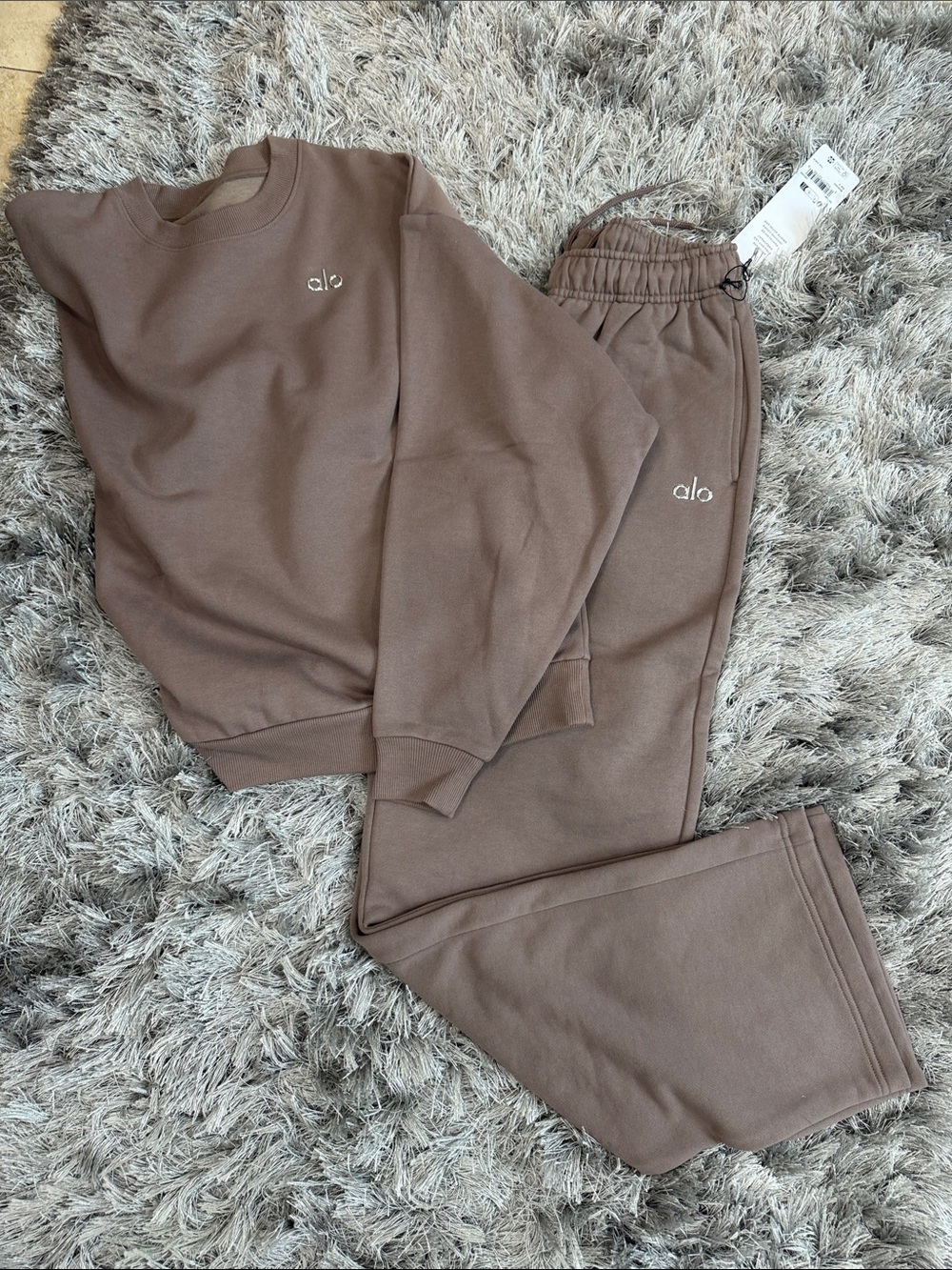 ALO Yoga Taupe Brown Track Pants & Sweatshirt Set - Picture 2 of 5